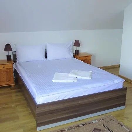 Mimoza Farm stay *